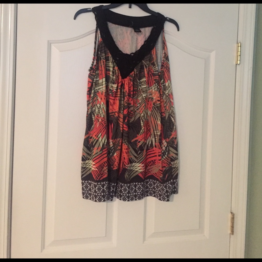 Top knit with cotton lace