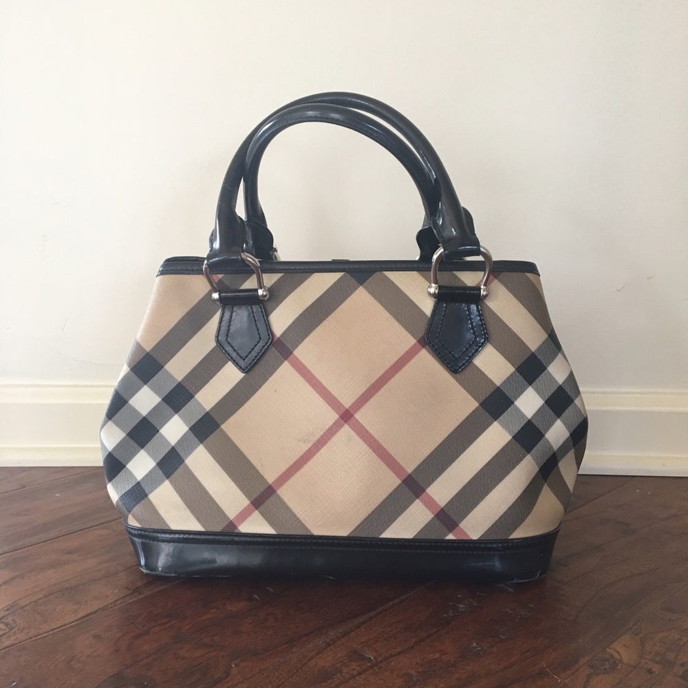 Medium Burberry Tote