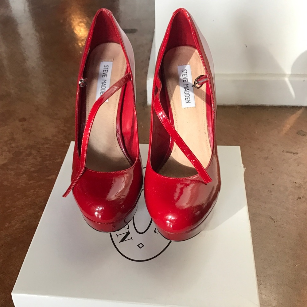 Steve Madden red patent Mary Jane pump