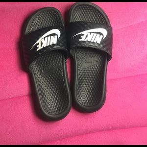 Nike slides