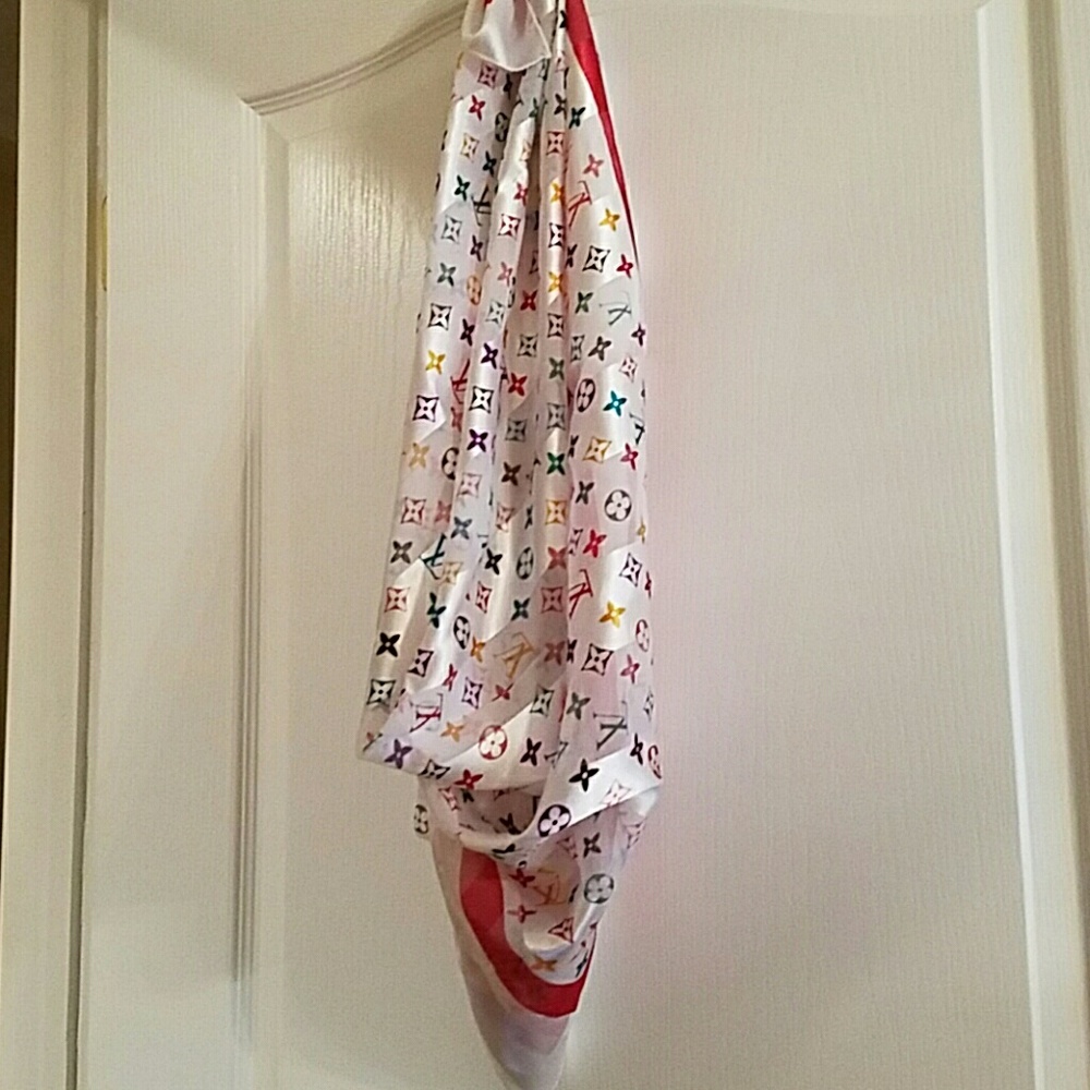 Louis Vuitton Scarf