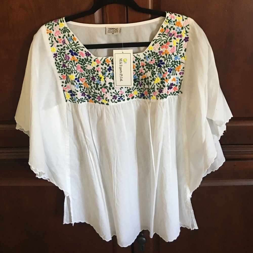 Embroidered top -sz M (runs large)