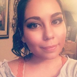 Meet your Posher, Viviana