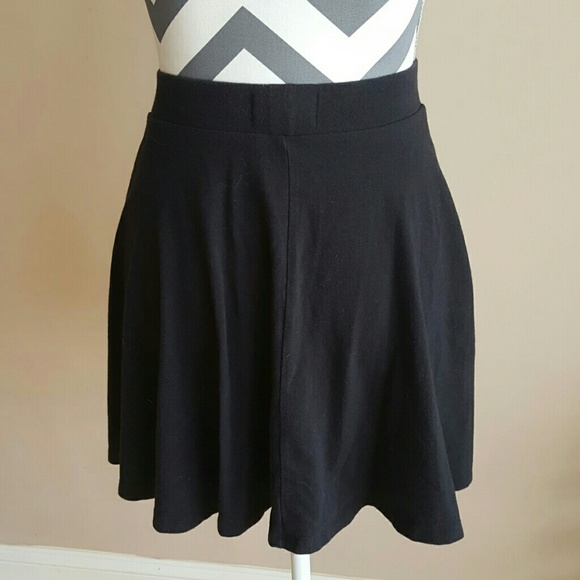 Cotton Skirt - Picture 2 of 3