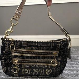 Coach purse (poppy)