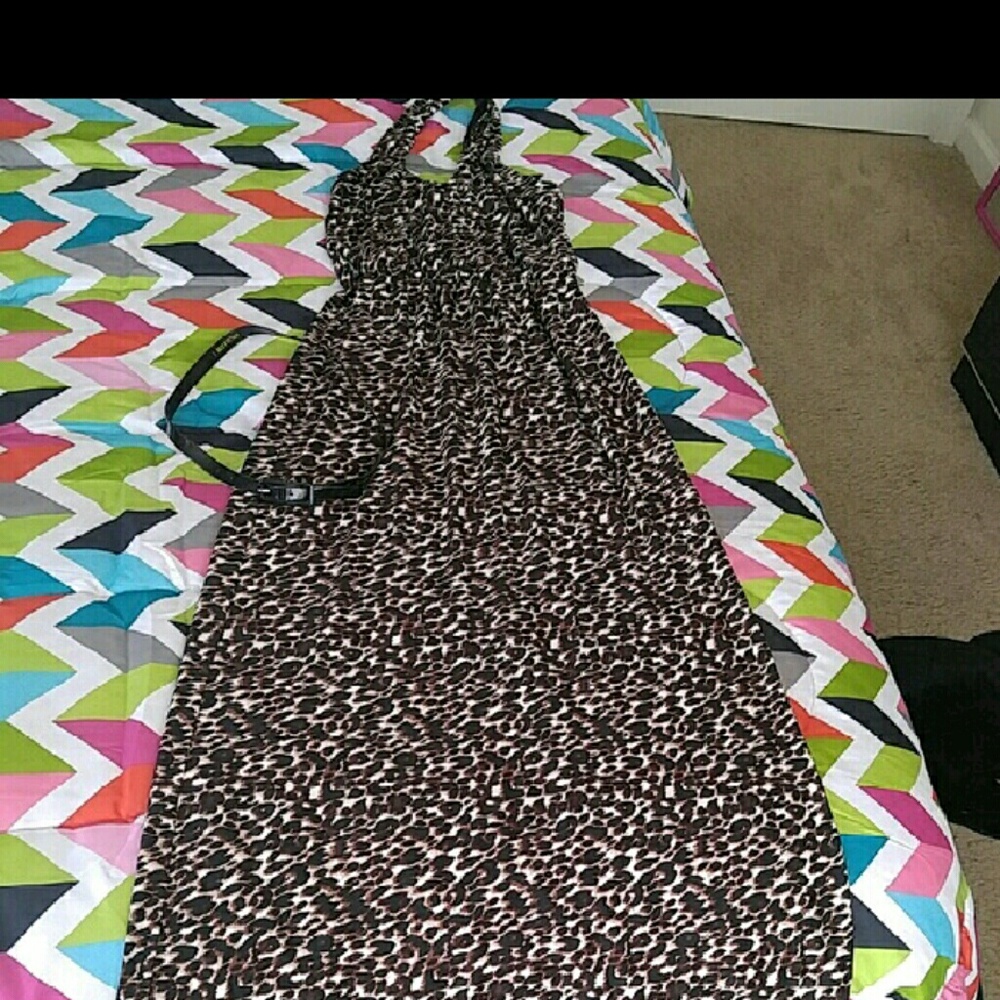 🌻Animal Print Halter Dress