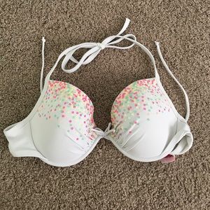 Underwire swimsuit top