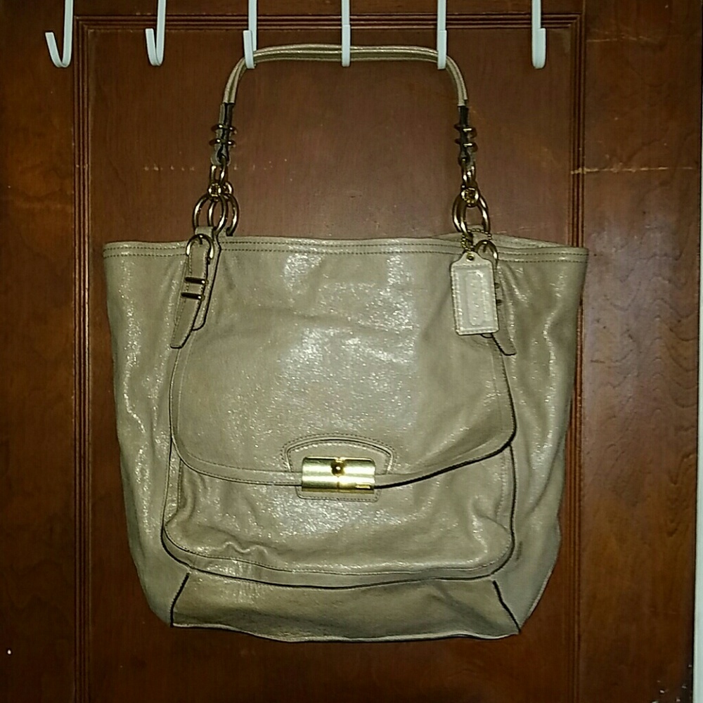 Large Coach leather tote - Picture 8 of 10