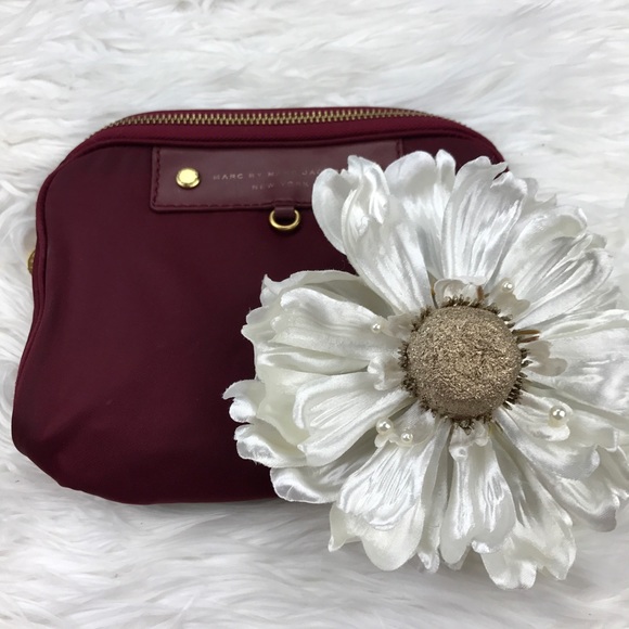 Marc Jacobs Handbags - 💕SALE💕Marc Jacobs Burgundy Makeup Bag