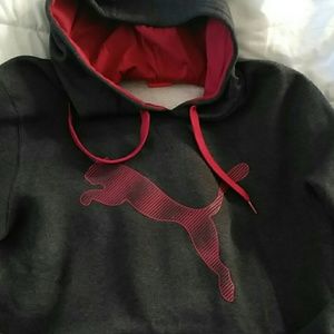 Ladies puma hoody! Size large!