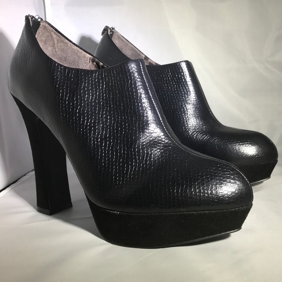 SALE ⬇️ Envy "Riva" Leather Bootie - Picture 3 of 3