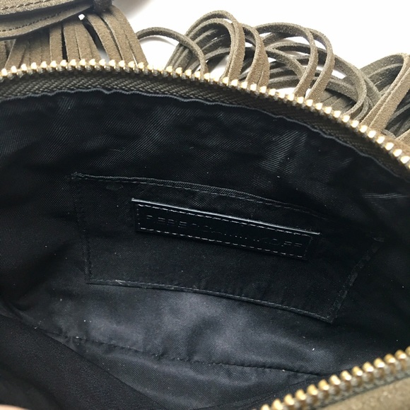 Rebecca Minkoff Bags - Rebecca Minkoff Finn Crossbody Bag in Olive Green Rebecca Minkoff Bags - Rebecca Minkoff Finn Crossbody Bag in Olive Green