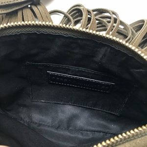 Rebecca Minkoff Bags - Rebecca Minkoff Finn Crossbody Bag in Olive Green Rebecca Minkoff Bags - Rebecca Minkoff Finn Crossbody Bag in Olive Green