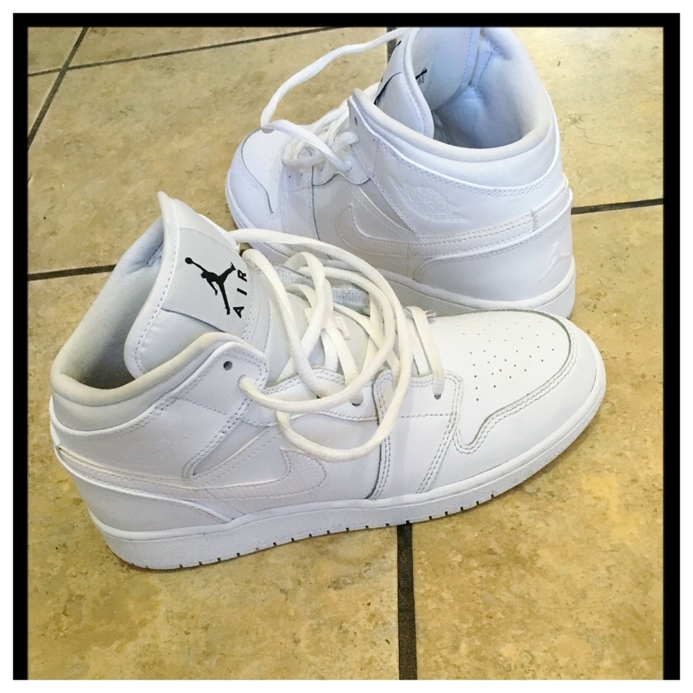 Cute White Air Jordan Sneakers
