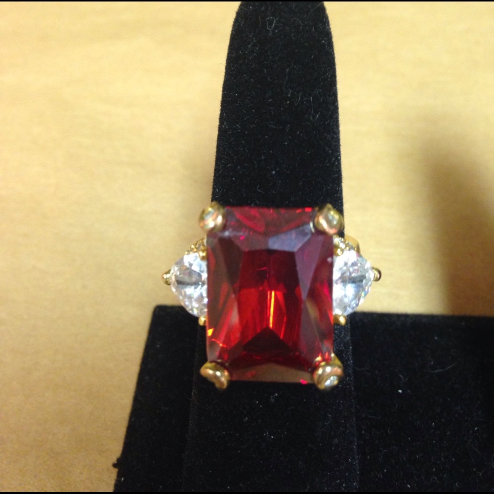 GREAT COSTUME RING WITH RED GEM AND RHINESTONES!!!