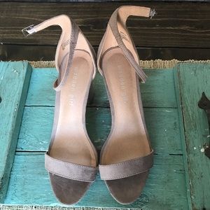 Madden Girl pumps