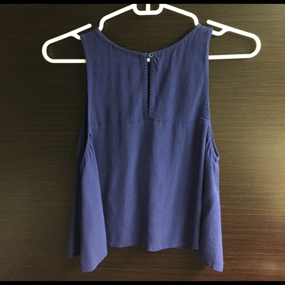 Aritzia Wilfred tank - Picture 2 of 5