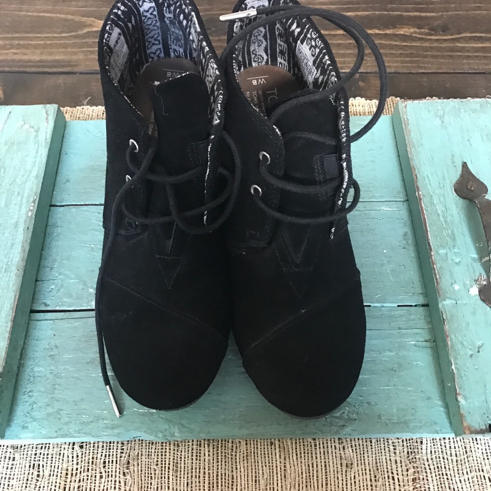 Toms Booties black