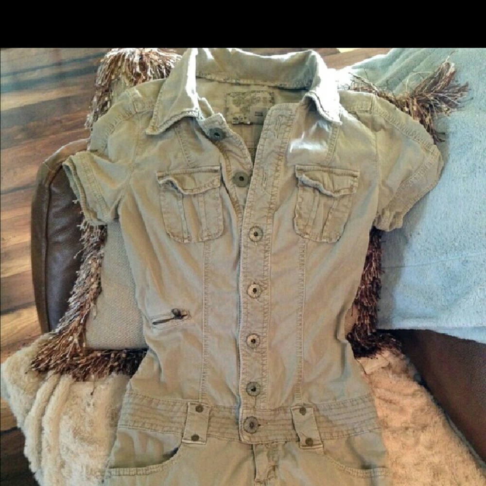 💖$5 Bundle price only-Guess Jean Dress