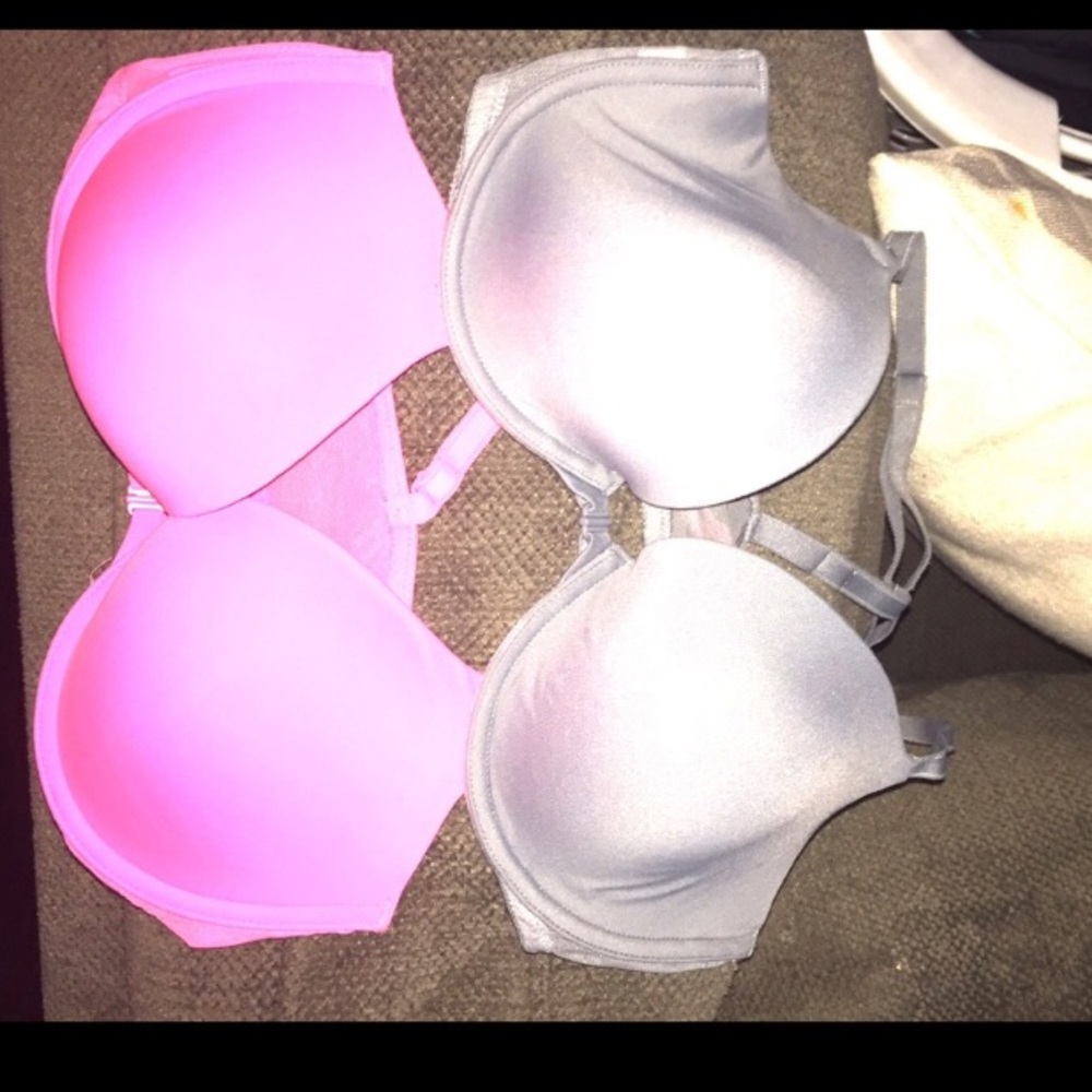 2 for $28 !! 34D VS Pink razorback bras!