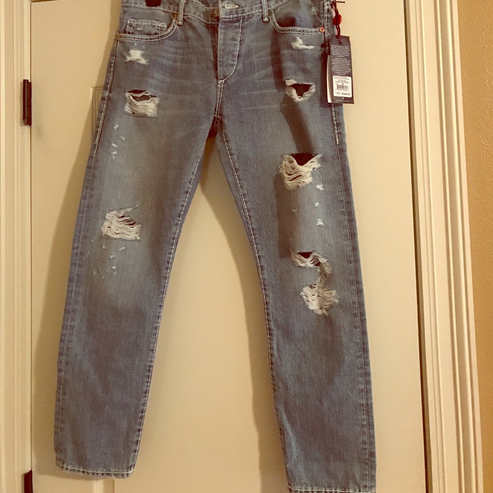 "BRAND NEW" True Religion Destroyed Jeans