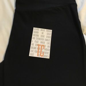 🦄🦄 BLACK LEGGINGS LuLaRoe TC super soft BLACK🦄