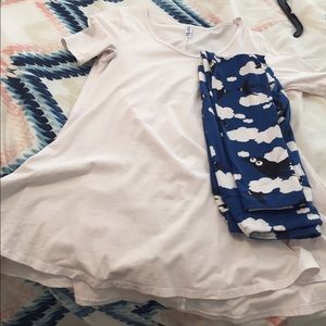 Lularoe OS and XS perfect tee