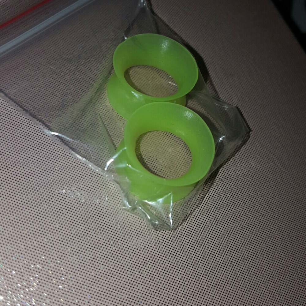 Neon/lime green silicone tunnels 5/8"