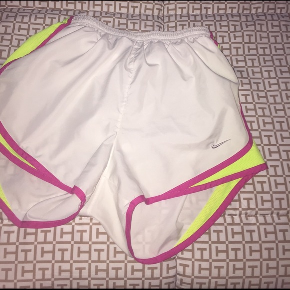 Nike shorts - Picture 4 of 4