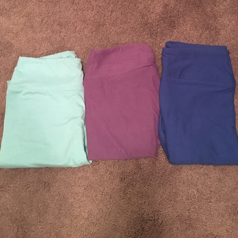 SOLD NWOT solid lularoe leggings bundle