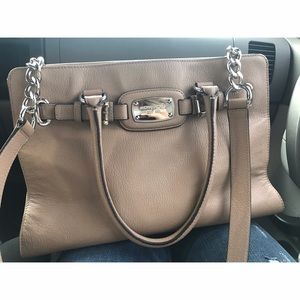 🔥SALE🔥 Michael Kors Hamilton Large - Dark Khaki✨