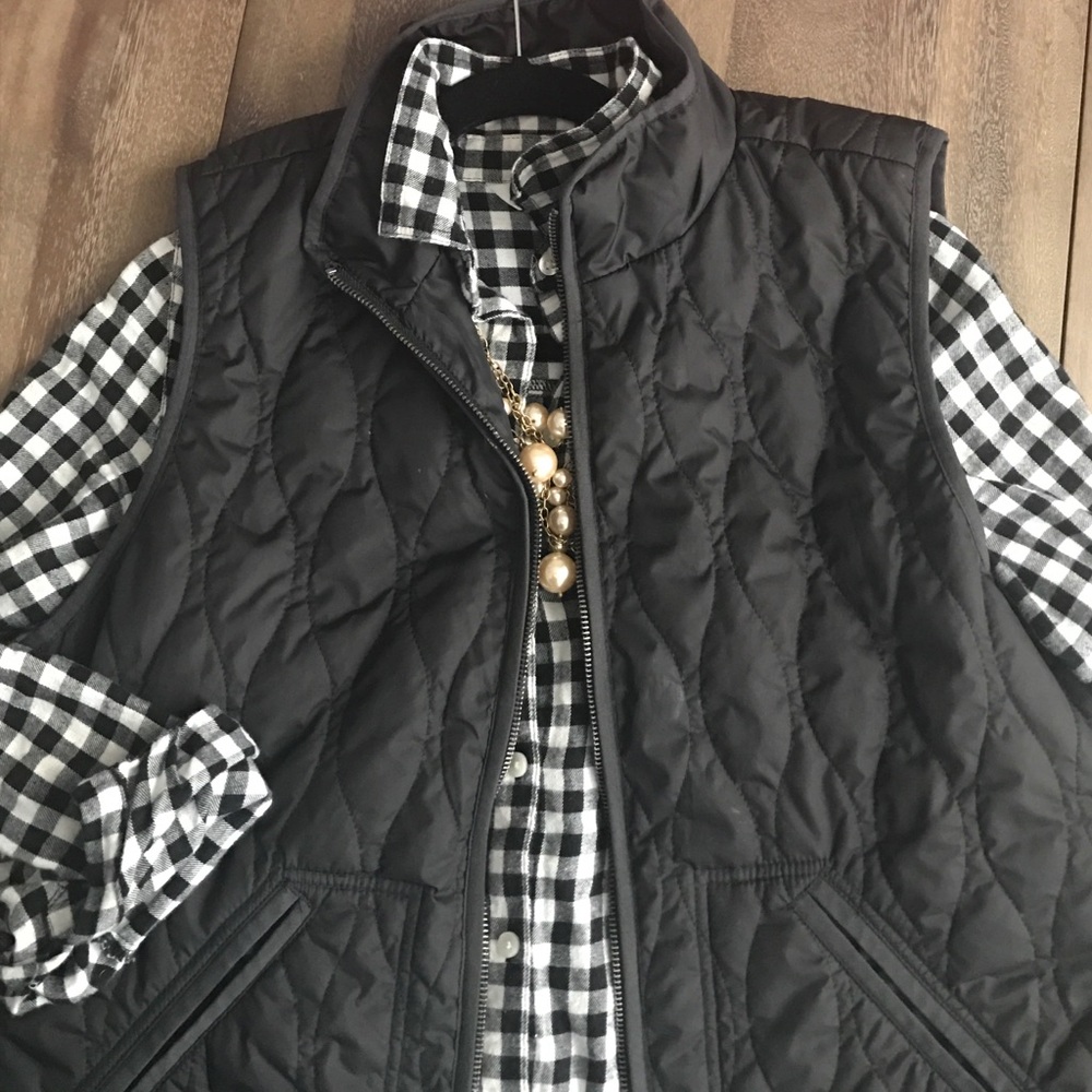 Old Navy | Quilted Vest in Black