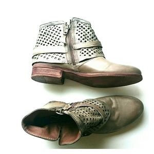 Miz mooz gray leather boots new size 40