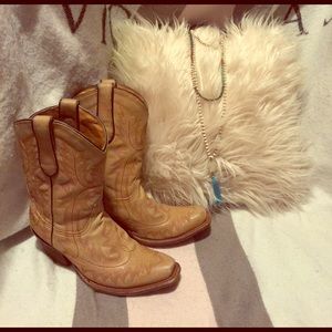 Corral Cowgirl Boots