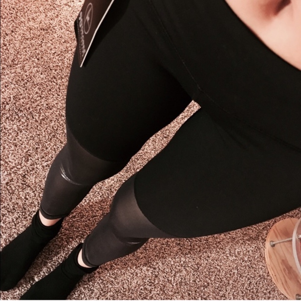 Mesh Crop Leggings