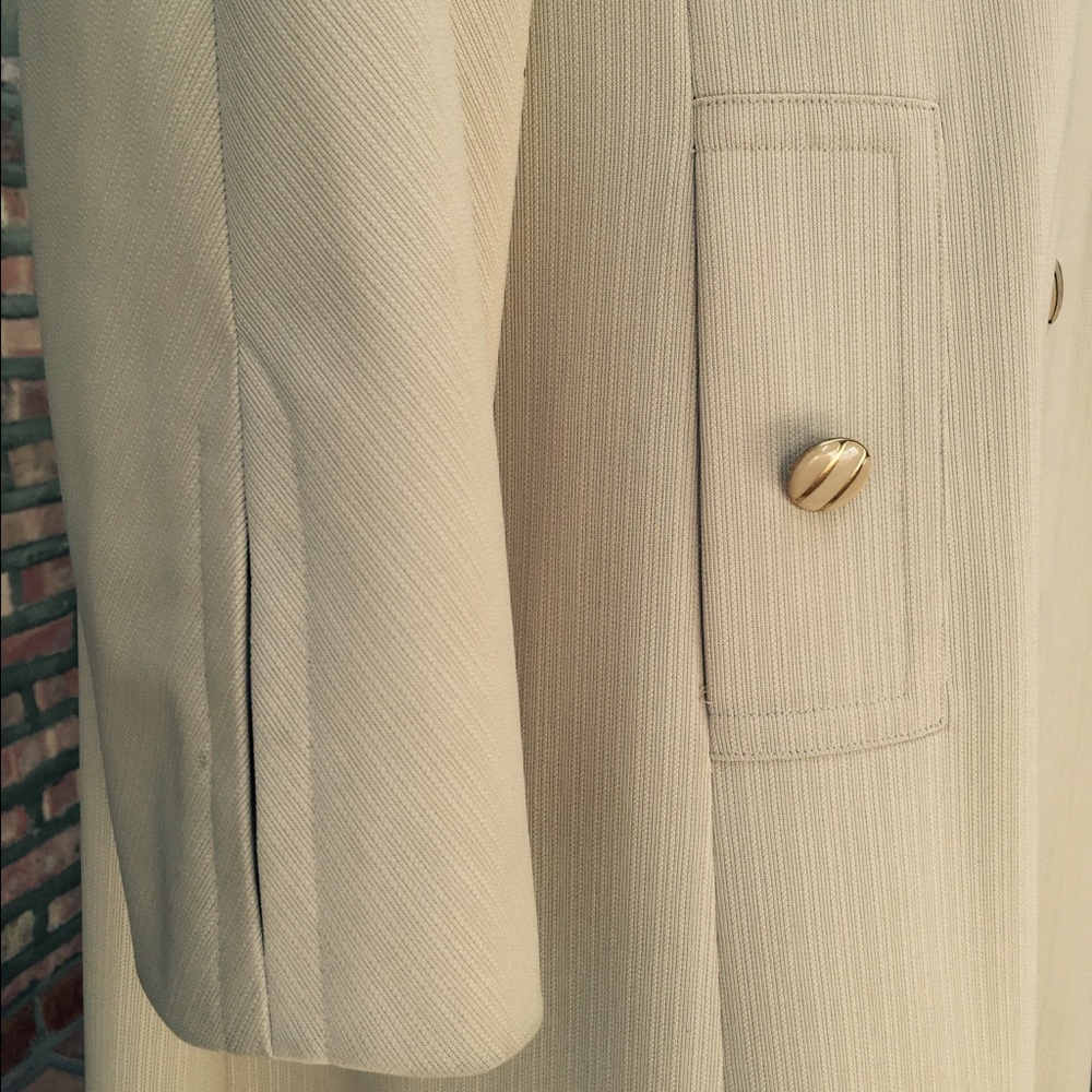 1960s Vintage Coat - Picture 2 of 4