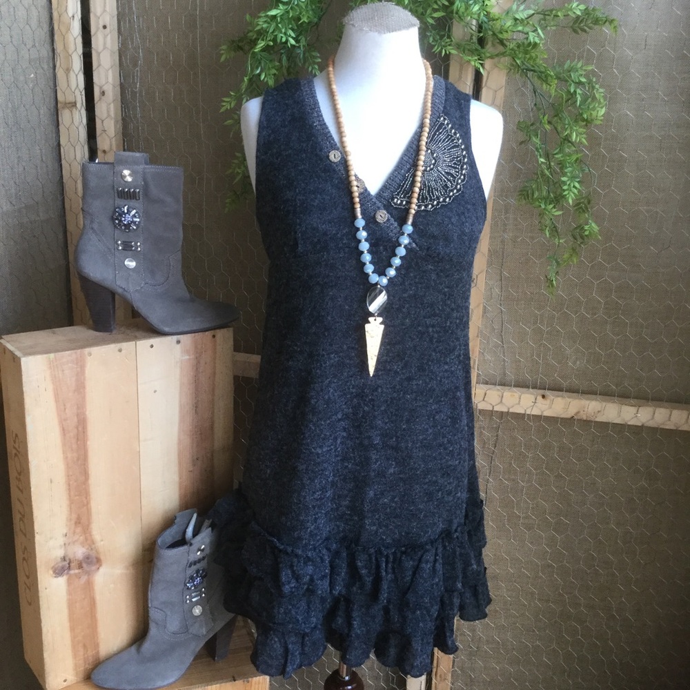 Farinelli Knit dress NWT