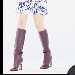BCBG  -PERFECT FALL BOOTS- burgundy leather