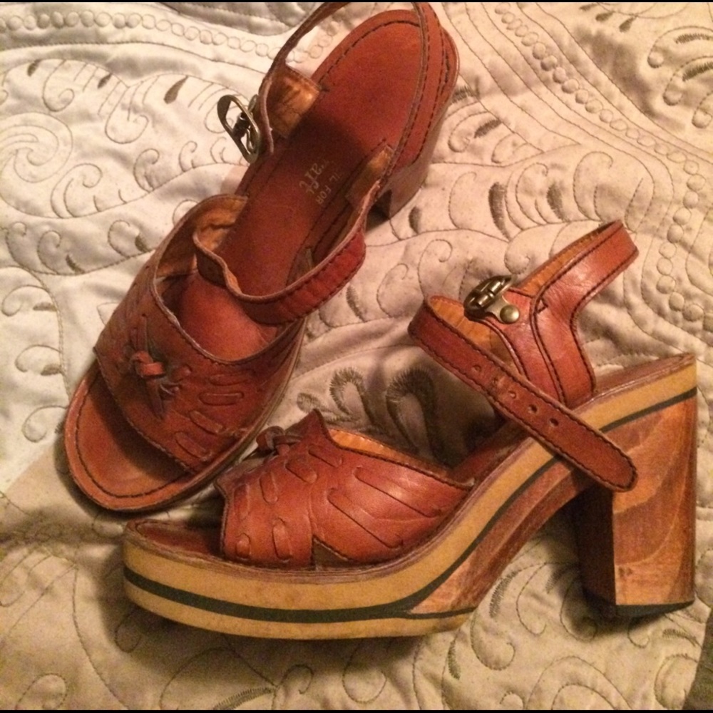 Super cute vintage heels