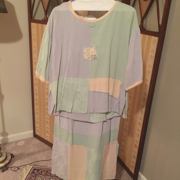 Effini Pastel ColorBlock 2pc top set lg 16plus fit - Picture 1 of 8