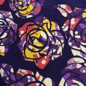 BEAUTY & the BEAST LULAROE TC leggings. 🦄🦄🌹NEW