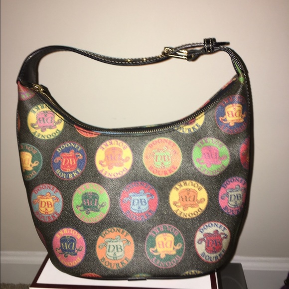 Dooney and Bourke patches bag - Picture 3 of 4