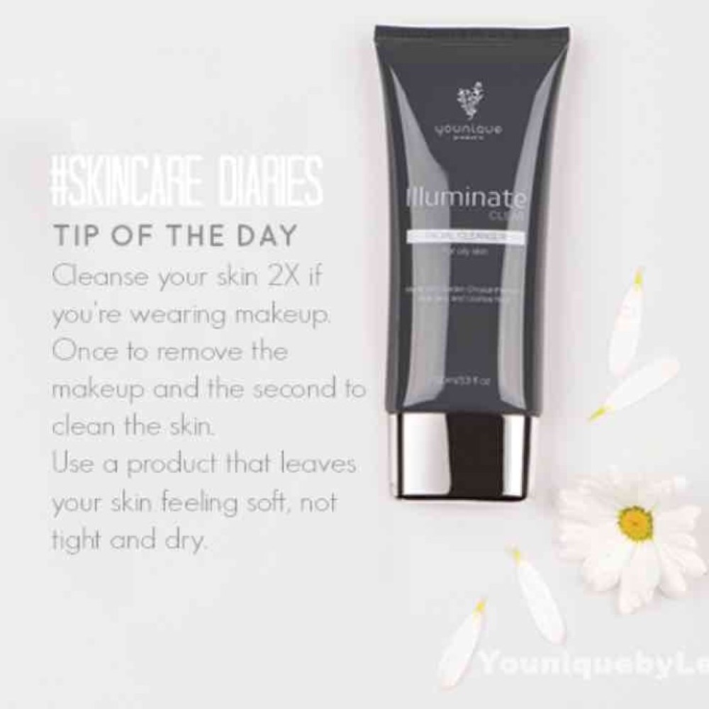 Younique facial cleanser. Rare
