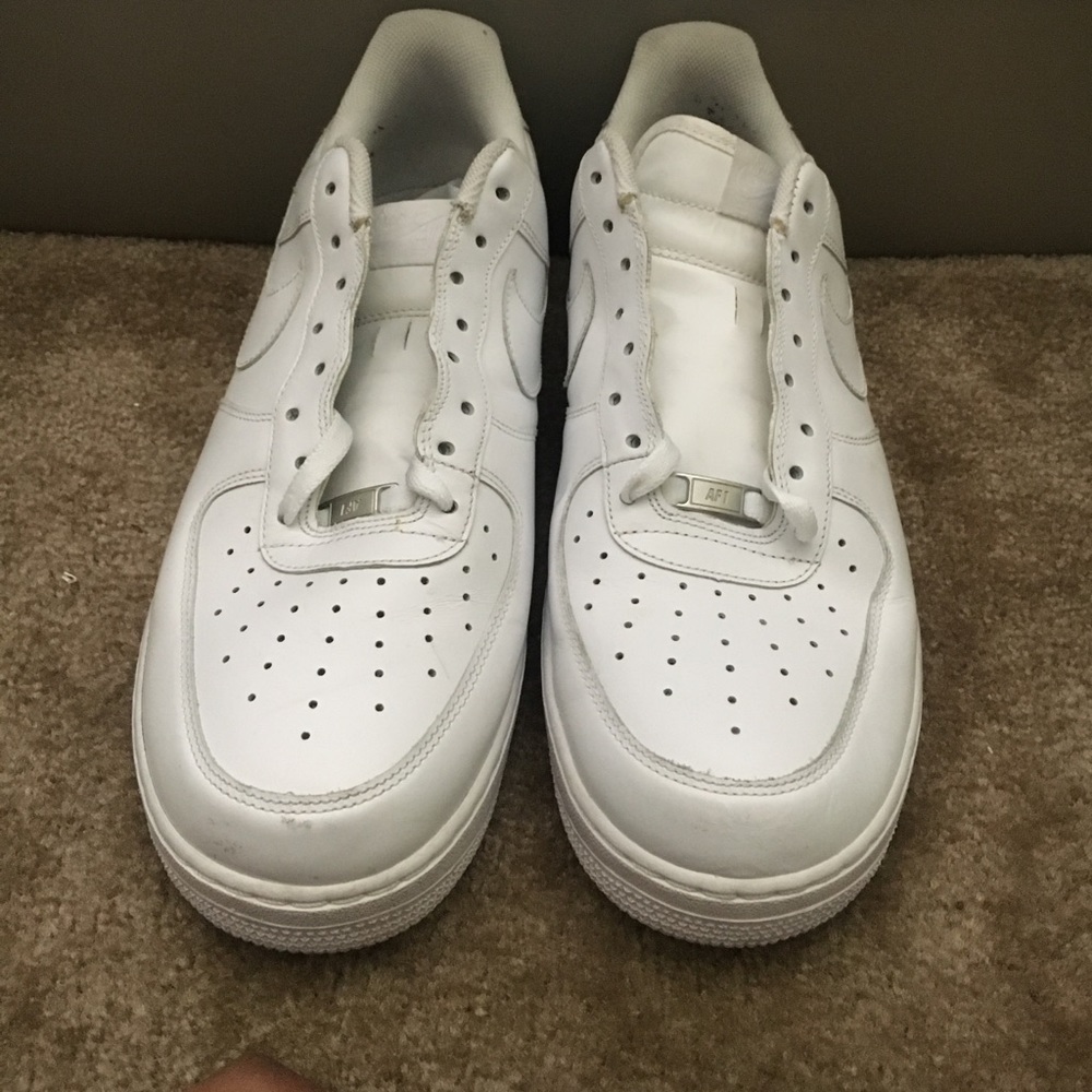 NIKE AIR FORCE ONES