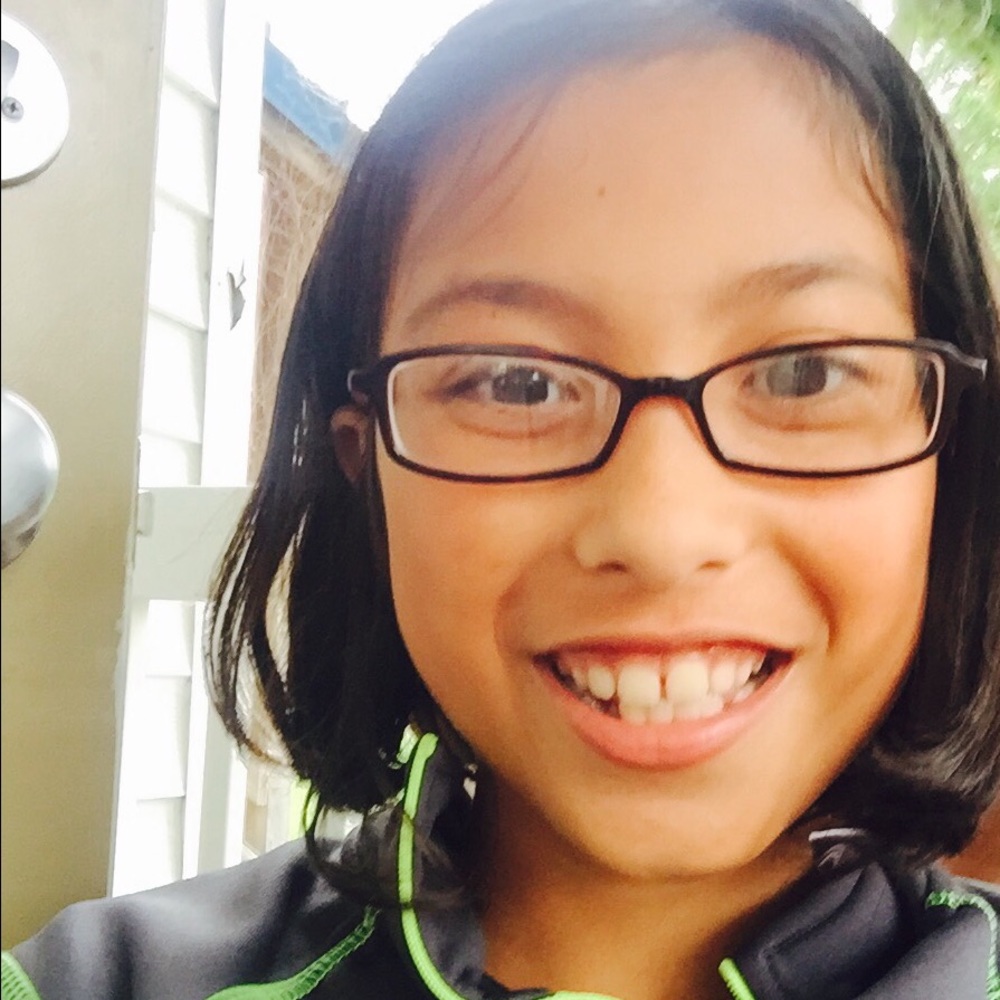 Meet your Posher, Ava