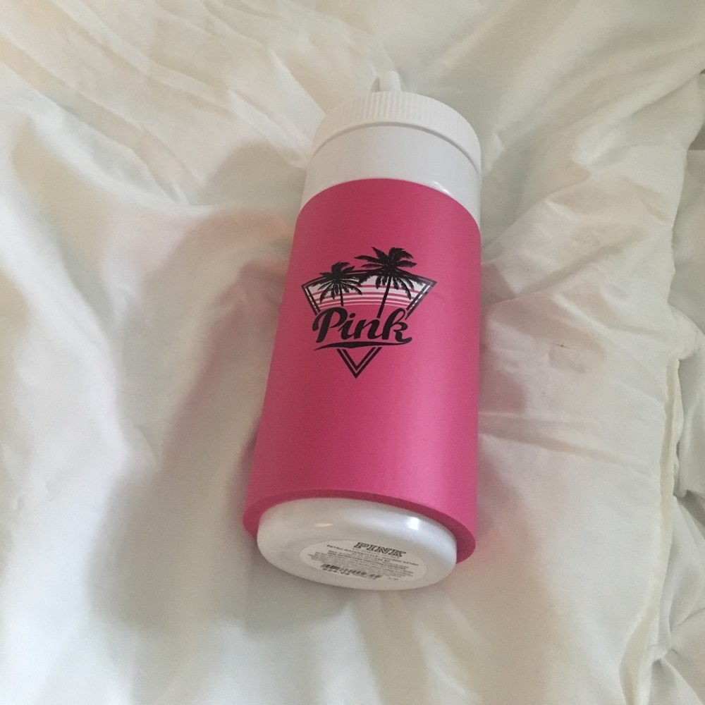 Water bottle 💦 💦