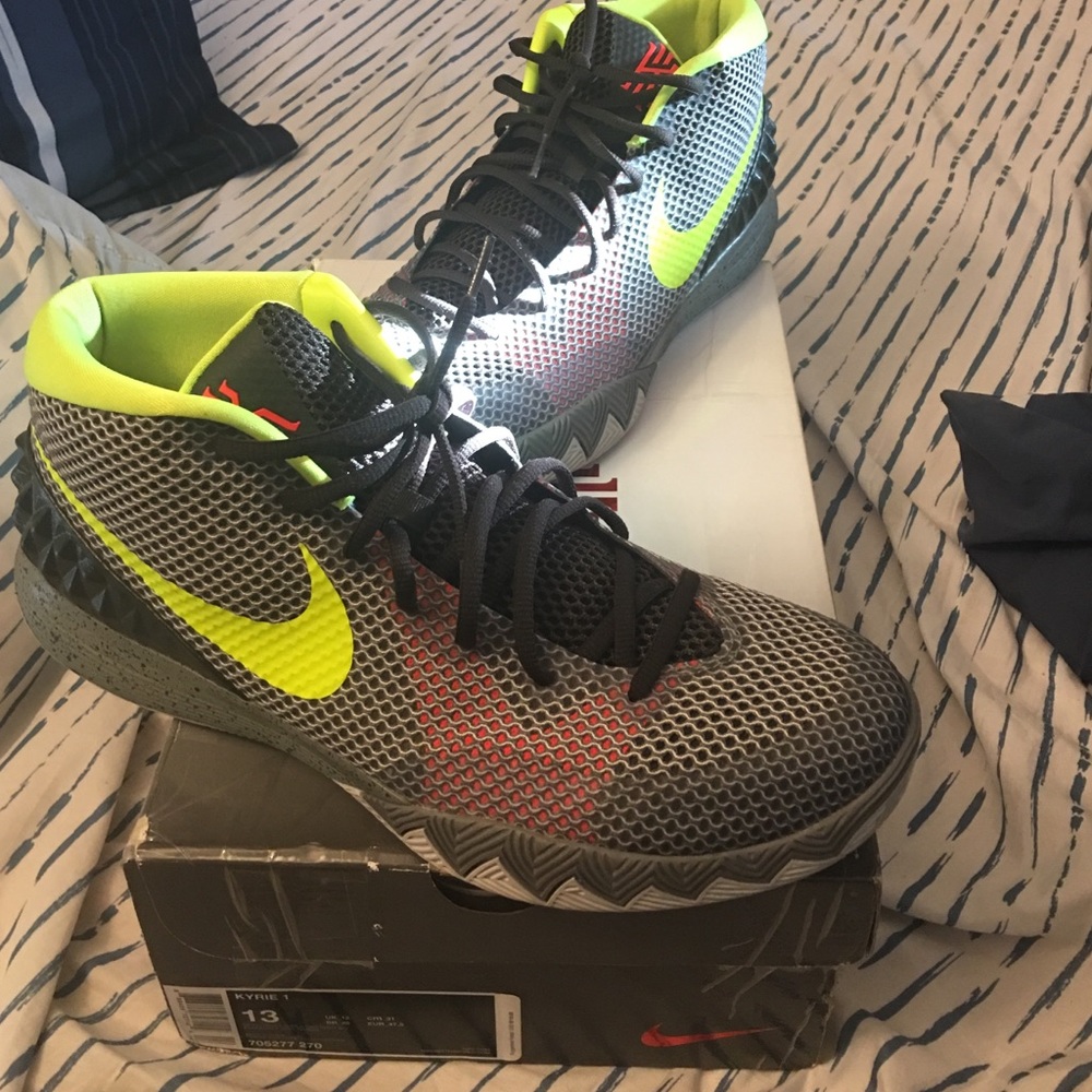 Kyrie 1's