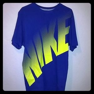 Men's Nike Shirt
