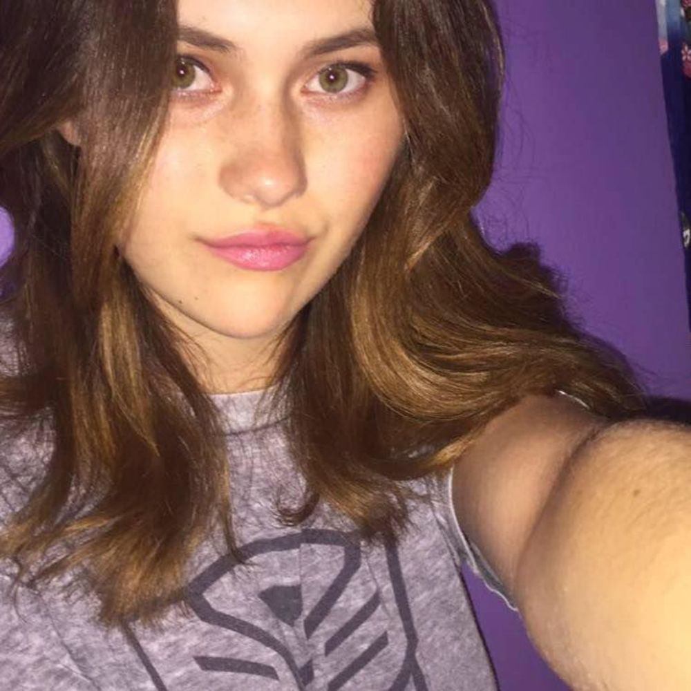 Meet your Posher, Cassie