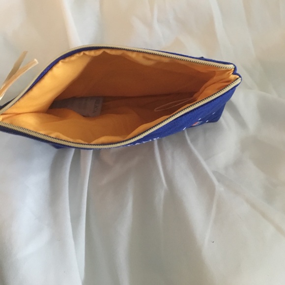 Virgiuie Morgaud pour L'occitane en Provence - Picture 3 of 3